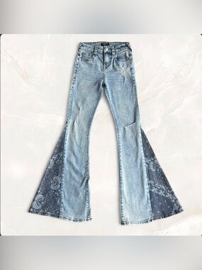 True Religion Jeans Bandana High Rise Bellbottom With Destroy Women's Size 24